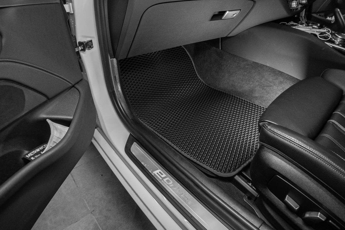 Black-Automatic-Grey