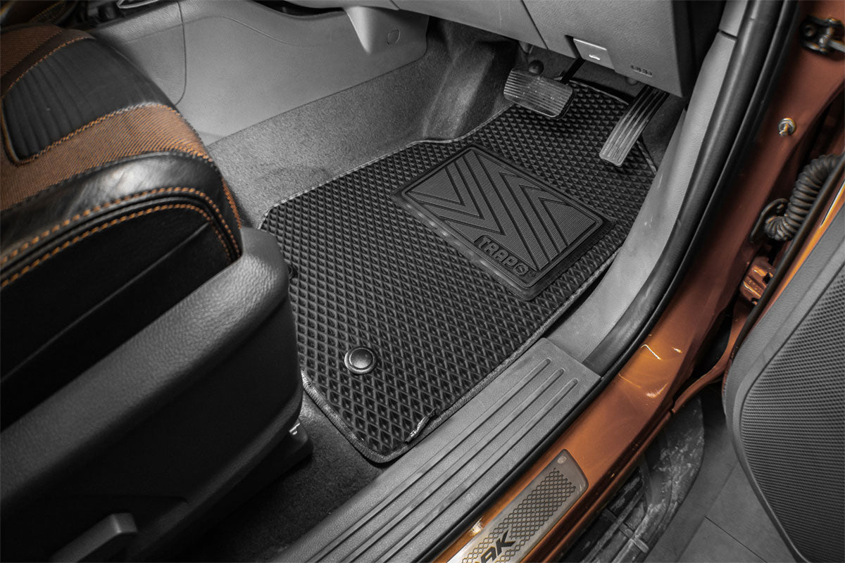 Black-Automatic-Grey